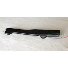 Carbonvani - Ducati Panigale / Streetfighter V4 / S / R / Speciale Carbon Fiber Lower Chain Guard Carbonvani - Ducati Panigale / Streetfighter V4 / S / R / Speciale Carbon Fiber Lower Chain Guard